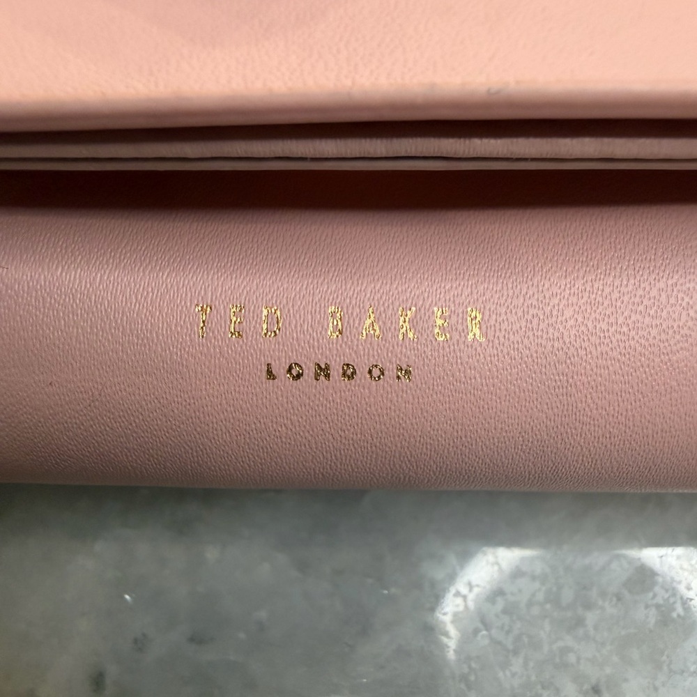 Ted Baker Elegant Pink Bow Clutch - Picture 6 of 7